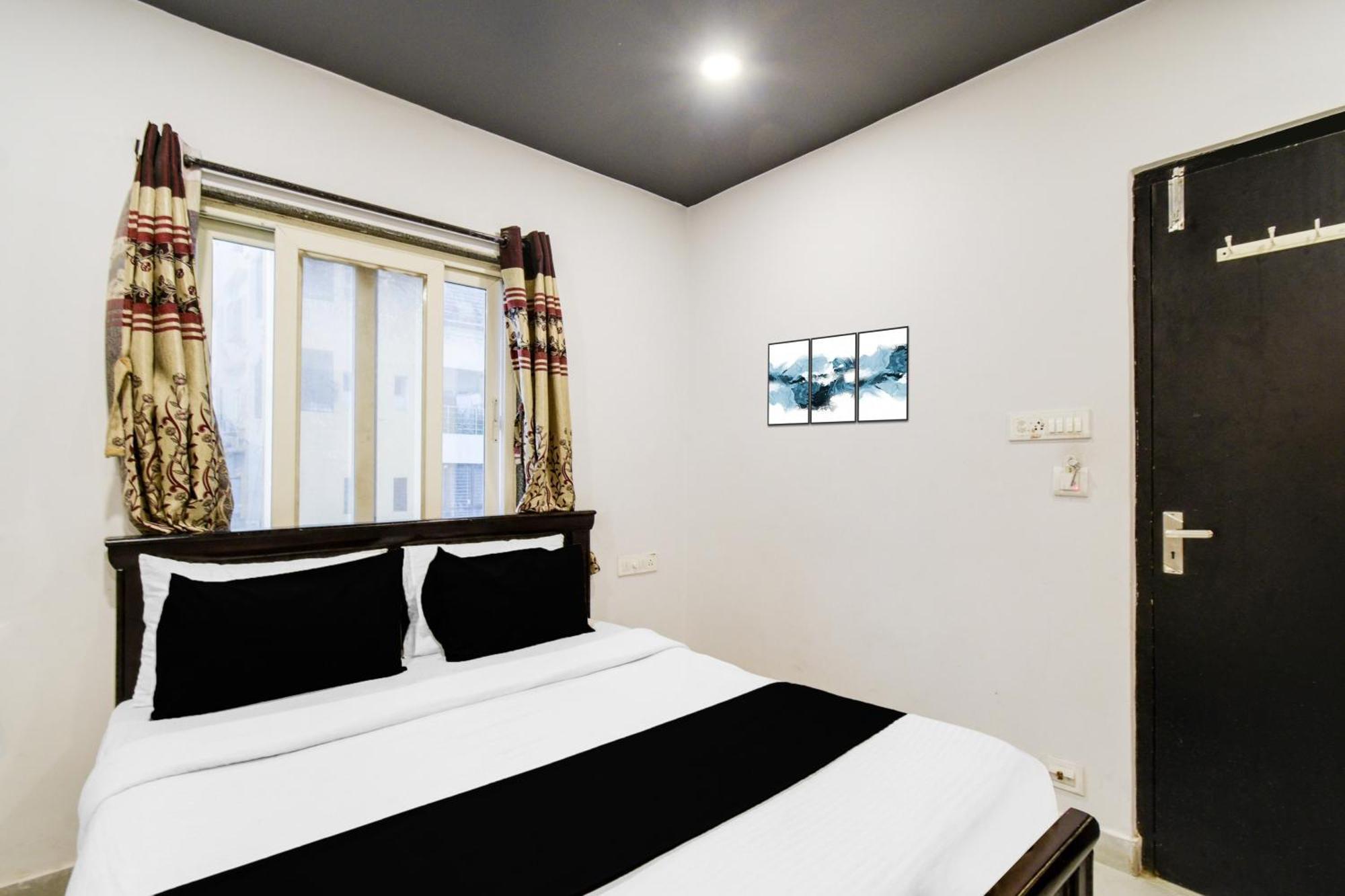 Hotel Super Townhouse Alwal Road Trimulgherry Exterior foto